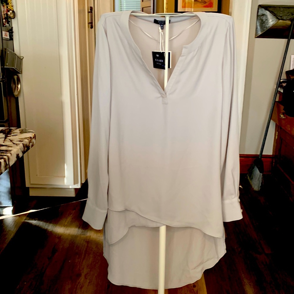 Kaari blue grey tiered super long hi low tunic. NWT.‎ Retail 79.50